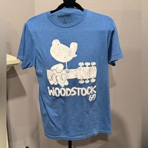 Men’s Small Blue Woodstock Tee